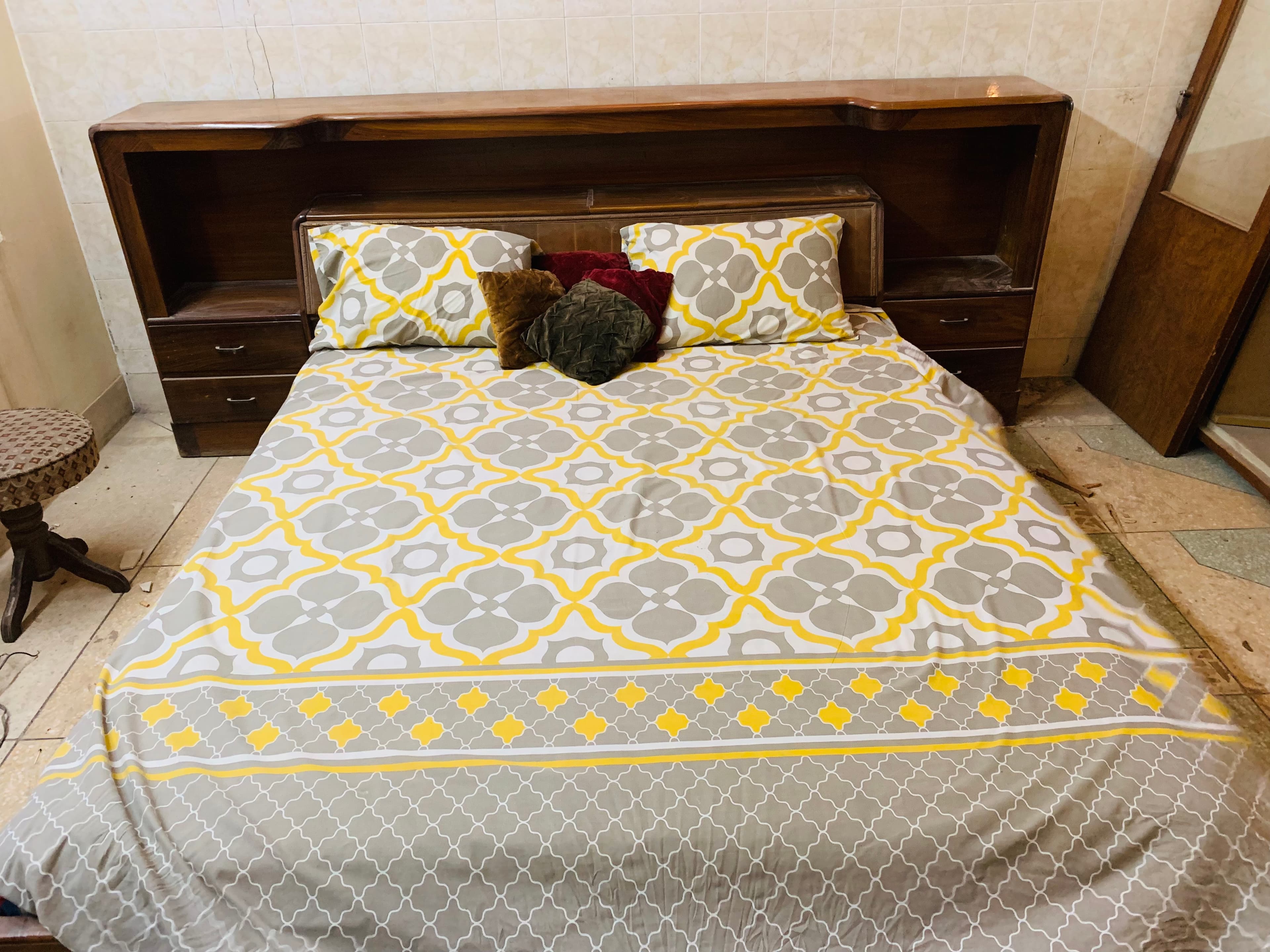 Bedroom set
